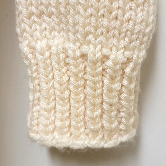 Vintage | Hand Knitted Man's Best Friend Cardigan - Picture 16 of 16